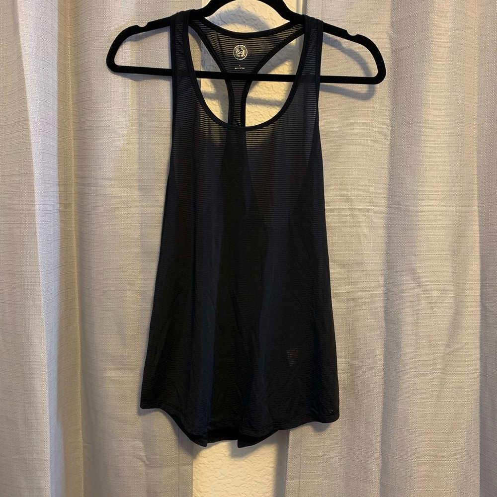 SO workout top